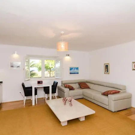 Apartment Stanka - One Bedroom With Terrace And Sea View